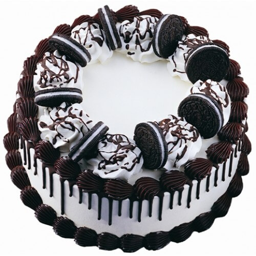 The BEST Chocolate Oreo Cake | Foodtalk